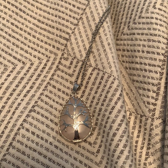 Never worn shagwear necklace - Picture 2 of 2